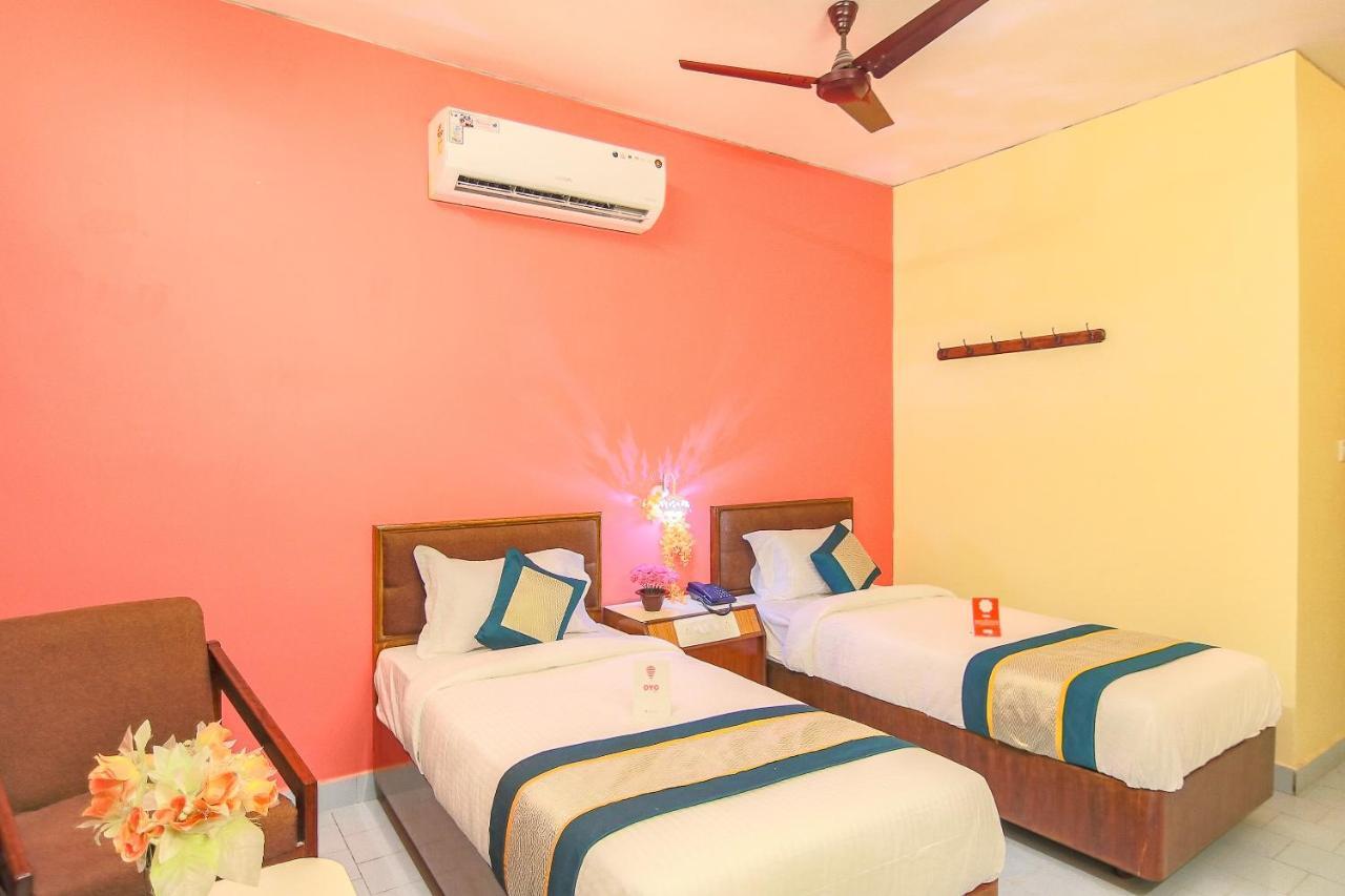Oyo 10709 Hotel Sbt Βιζαχαπατνάμ Εξωτερικό φωτογραφία